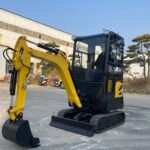 حفار صغير HX18T بكابينة