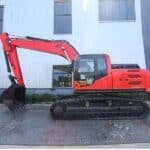 حفارة مجنزرة