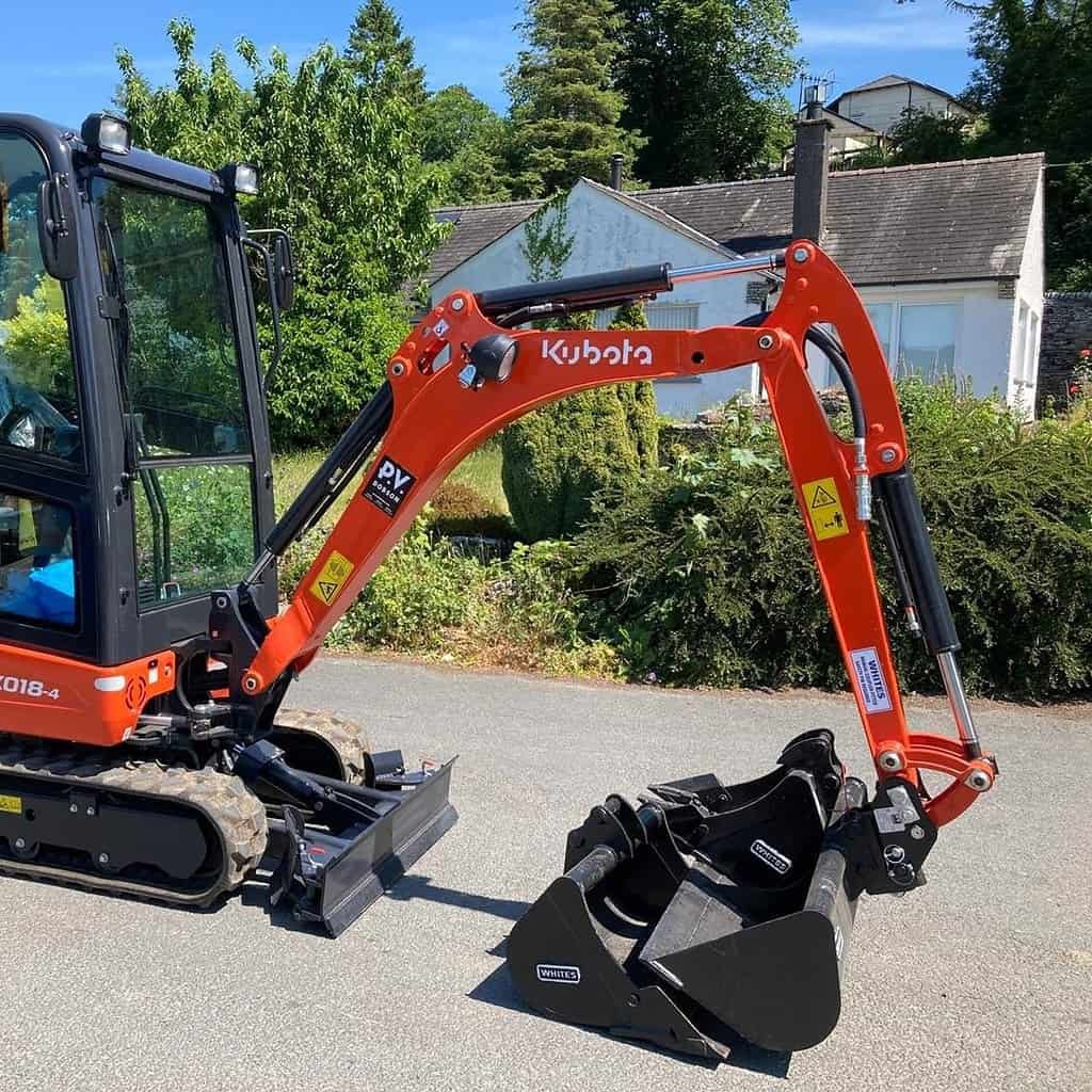 what is a mini excavator