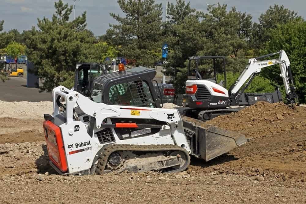 what is a lot of hours for a skid steer