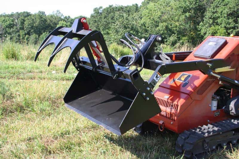 mini skid steer Grapple Bucket application