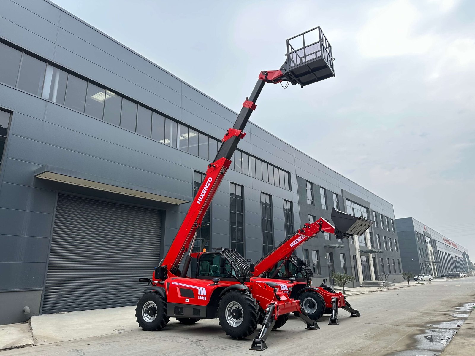 When to Choose a Telehandler